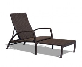 Rattan garden recliner